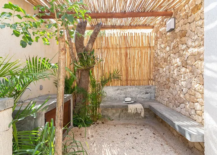 Utskin Aparthotel Tulum